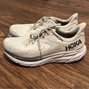 Hoka Clifton 8s